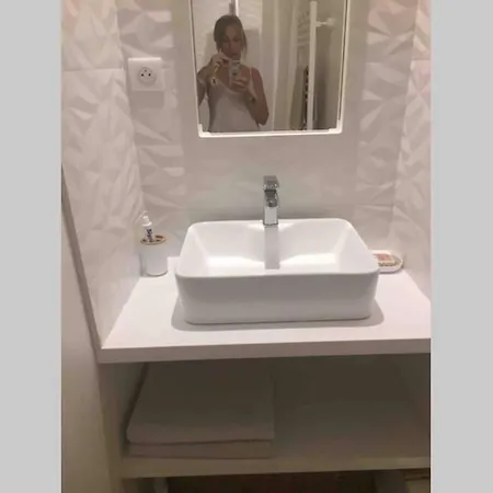 Appartamento T3 De Charme, 2 Chambres , 2 Salles De Bain